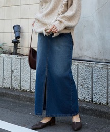 インディゴブルー」に該当するレディースのデニムスカートファッション