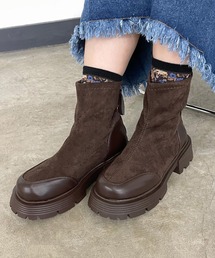 CRB（シーアールビー）の「フェイクスウェードショートブーツ（ブーツ・レディース）」