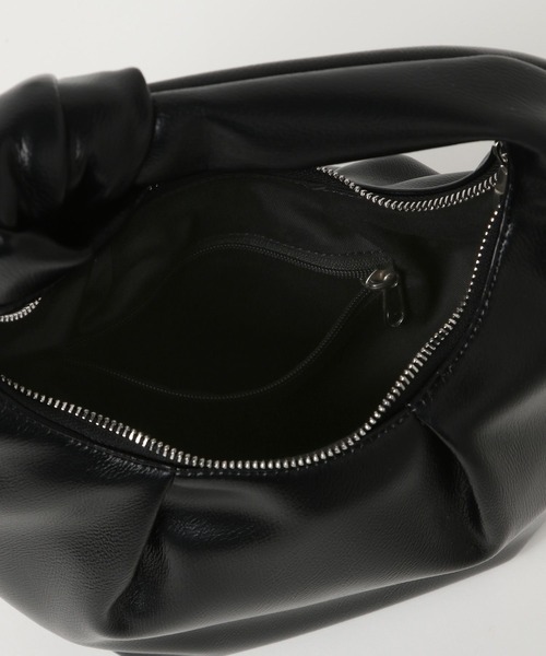 LEPSIM（レプシィム）の「結びレザーバッグ　204453（ハンドバッグ・レディース・ブラック/アイボリー・ONE SIZE）」の18枚目の写真