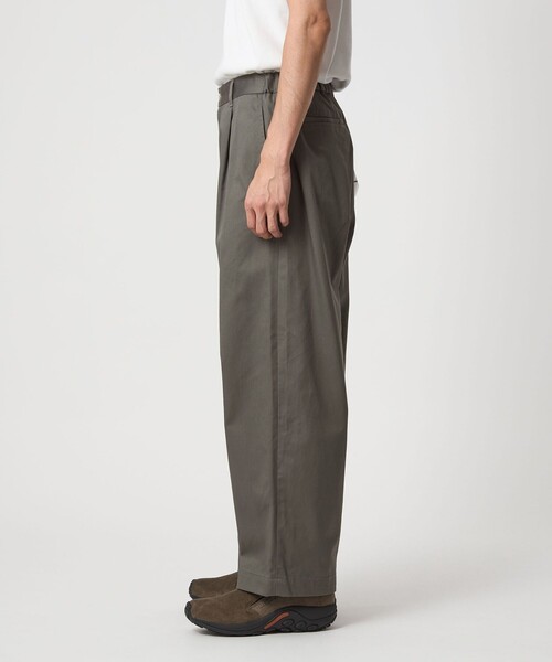 green label relaxing（グリーンレーベルリラクシング）の「【WEB限定】＜3/2 WORKS＞GLR ワイドチノ チノパンツ（チノパンツ・メンズ・ベージュ/ナチュラル/ブラック/オリーブ・S/XL/M/L）」の7枚目の写真