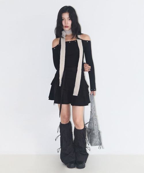 ILLIGO(イリゴ)の「【日本未発売/WEB限定】ILLIGO(イリゴ)/ヴィンテージ アイレット スタッズ ショルダーバッグ/RIFF EYELET SHOULDER BAG(ショルダーバッグ・レディース・ブラック/ベージュ/グレー・FREE)」の9枚目の写真