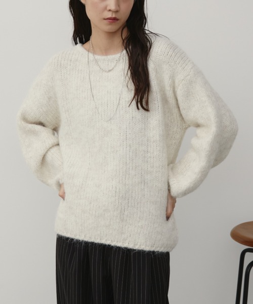 Aunt Marie's(アントマリーズ)の「モヘアライクボリュームニット(ニット/セーター・レディース・アイボリー/レッド/ブラウン/グレー・FREE)」の6枚目の写真