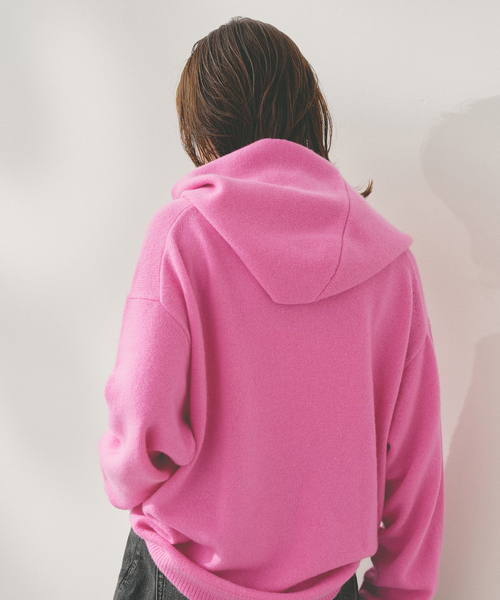 Spick & Span(スピックアンドスパン)の「Higuchi*Sカシミヤ混フードマフラー(マフラー・レディース・グレー/ピンク/レッド・FREE)」の17枚目の写真