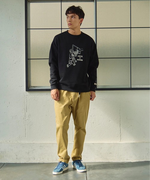 go slow caravan(ゴースローキャラバン)の「Duckster/ダックスター 名場面刺繍 クルースウェット(スウェット・メンズ・ブラック/グリーン/ライトグレー・MEDIUM/LARGE/X-LARGE)」の20枚目の写真