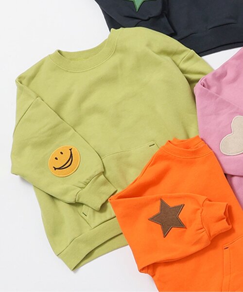 BREEZE(ブリーズ)の「【リンク/ジュニア対応】イロイロパッチトレーナー(スウェット・キッズ・オフホワイト/チャコール/ネイビー/オレンジ/ピンク/レインボー/ライム・80/90/100/110/120/130/140)」の3枚目の写真