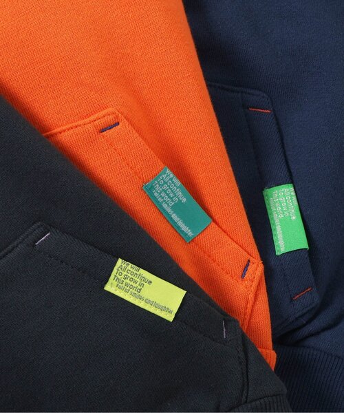 BREEZE(ブリーズ)の「【リンク/ジュニア対応】イロイロパッチトレーナー(スウェット・キッズ・オフホワイト/チャコール/ネイビー/オレンジ/ピンク/レインボー/ライム・80/90/100/110/120/130/140)」の18枚目の写真