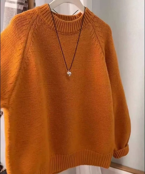 VIBGYOR（ヴィブジョー）の「ベーシック クルーネックニット / 春ニット 韓国ファッション カジュアル (CZ)（ニット/セーター・レディース・ブルー/ホワイト/グリーン/オレンジ/レッド/ブラック/アイボリー・FREE）」の12枚目の写真