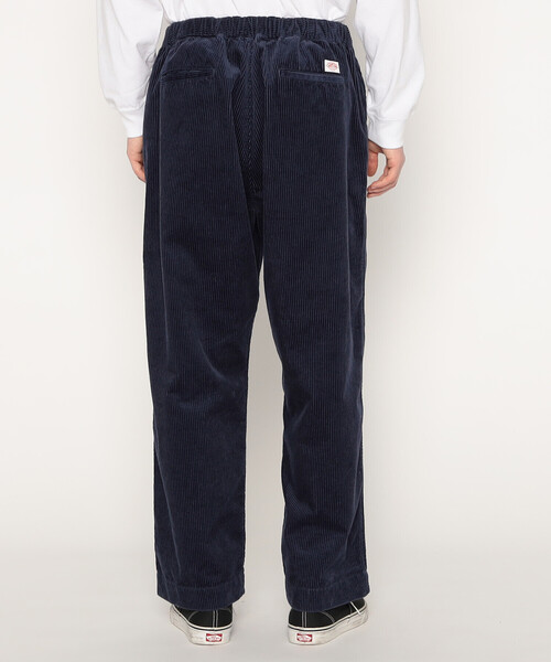 DANTON（ダントン）の「MEN'S CORDUROY STRAIGHT SILHOUETTE EASY PANTS（その他パンツ・メンズ・オリーブ/アイボリー/ブラック/ダークブラウン/ネイビー・40/42/44）」の13枚目の写真