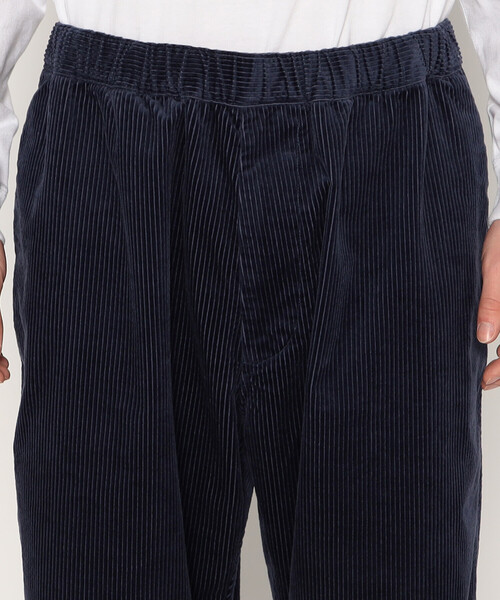 DANTON（ダントン）の「MEN'S CORDUROY STRAIGHT SILHOUETTE EASY PANTS（その他パンツ・メンズ・オリーブ/アイボリー/ブラック/ダークブラウン/ネイビー・40/42/44）」の14枚目の写真