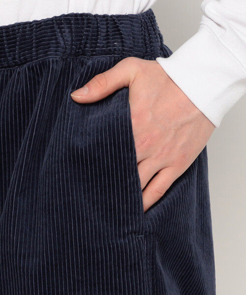 DANTON（ダントン）の「MEN'S CORDUROY STRAIGHT SILHOUETTE EASY PANTS（その他パンツ・メンズ・オリーブ/アイボリー/ブラック/ダークブラウン/ネイビー・40/42/44）」の15枚目の写真