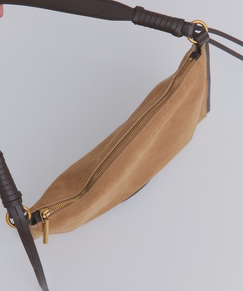 antic rag(アンティックラグ)の「Le Junev Conclu ル ジュヌーヴ コンクル(ショルダーバッグ・レディース・キャメル/ブラウン/ベージュ・FREE)」の7枚目の写真
