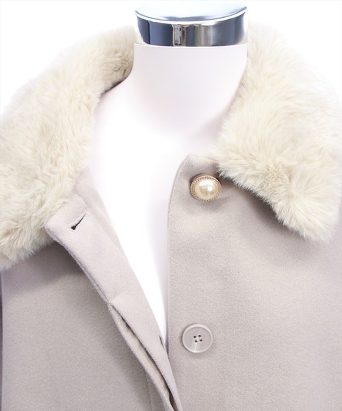 clear（クリア）の「ベルト付きミドルファーコート[大人 フェミニン 上品]≪AW新作≫（その他アウター・レディース・アイボリー/ブラック/グレイッシュベージュ・F）」の21枚目の写真