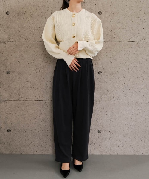 aquagarage（アクアガレージ）の「BIGボタンニットカーディガン（カーディガン/ボレロ・レディース・アイボリー/レッド/チャコール・FREE）」の10枚目の写真