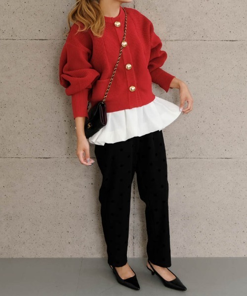 aquagarage（アクアガレージ）の「BIGボタンニットカーディガン（カーディガン/ボレロ・レディース・アイボリー/レッド/チャコール・FREE）」の9枚目の写真