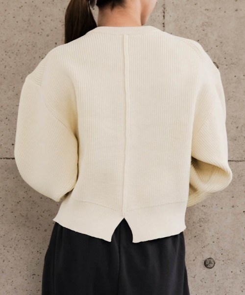 aquagarage（アクアガレージ）の「BIGボタンニットカーディガン（カーディガン/ボレロ・レディース・アイボリー/レッド/チャコール・FREE）」の11枚目の写真
