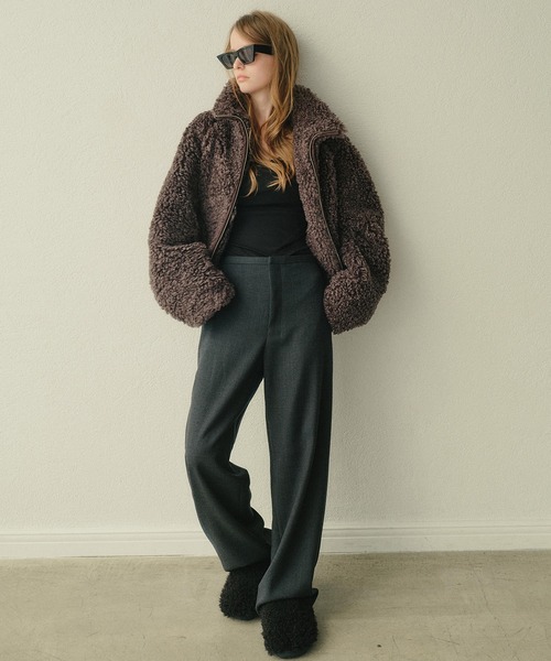 LE CIEL BLEU（ルシェルブルー）の「リラックスウールダブルクロスパンツ / Relaxed Wool Double-Cloth Pants（その他パンツ・レディース・ホワイト/キャメル/チャコールグレー・34/36/38）」の2枚目の写真