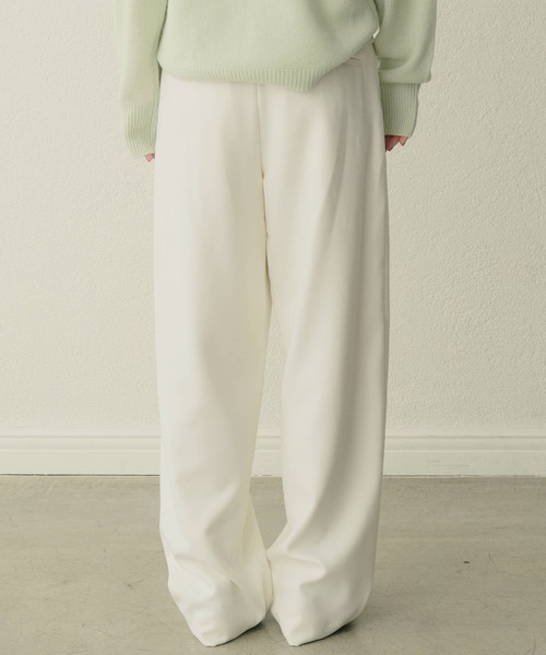 LE CIEL BLEU（ルシェルブルー）の「リラックスウールダブルクロスパンツ / Relaxed Wool Double-Cloth Pants（その他パンツ・レディース・ホワイト/キャメル/チャコールグレー・34/36/38）」の7枚目の写真
