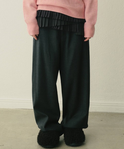 LE CIEL BLEU（ルシェルブルー）の「リラックスウールダブルクロスパンツ / Relaxed Wool Double-Cloth Pants（その他パンツ・レディース・ホワイト/キャメル/チャコールグレー・34/36/38）」の14枚目の写真