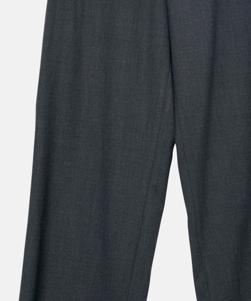 LE CIEL BLEU（ルシェルブルー）の「リラックスウールダブルクロスパンツ / Relaxed Wool Double-Cloth Pants（その他パンツ・レディース・ホワイト/キャメル/チャコールグレー・34/36/38）」の18枚目の写真