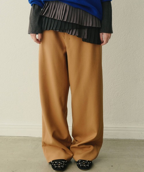 LE CIEL BLEU（ルシェルブルー）の「リラックスウールダブルクロスパンツ / Relaxed Wool Double-Cloth Pants（その他パンツ・レディース・ホワイト/キャメル/チャコールグレー・34/36/38）」の22枚目の写真