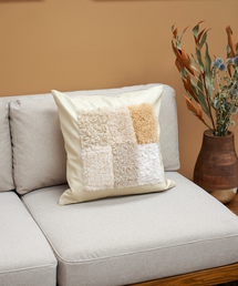 journal standard Furniture (ジャーナルスタンダードファニチャー)のPATCHWORK FUR CUSHION クッションカバー45cm(クッション/クッションカバー)