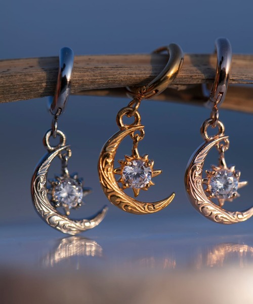 IRIEBEACH（アイリービーチ）の「sun and moon hoop pierce/【ハワイアンジュエリー】【サージカルステンレス】【金属アレルギー対応】【IRIEBEACH / アイリービーチ】つけっぱなしOK（ピアス（片耳用）・レディース・シルバー/ピンク/ゴールド・FREE）」の6枚目の写真