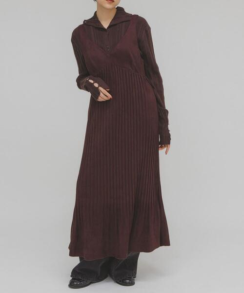 KBF（ケイビーエフ）の「ピーチスキンプリーツワンピース（ワンピース・レディース・ボルドー/ブラウン/ブラック・36/38）」の3枚目の写真