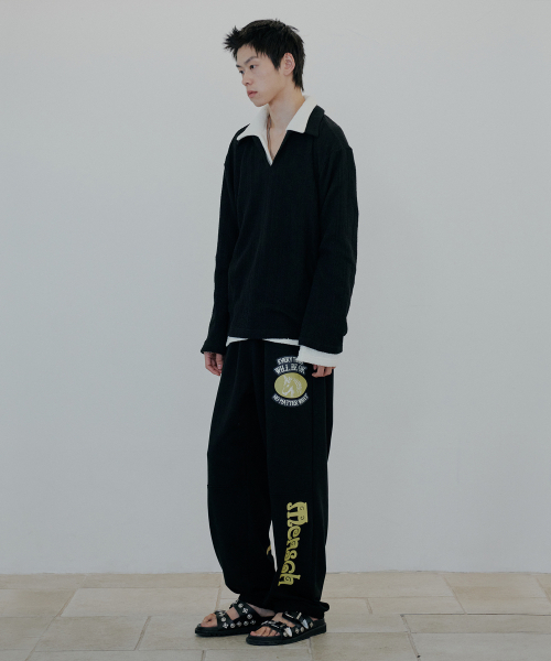 NUAKLE(ヌアクル)の「カラーニットTシャツ_ブラック(ポロシャツ・メンズ・その他・1/2)」の2枚目の写真