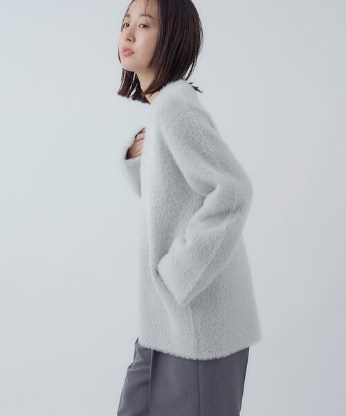 RONEL（ロネル）の「≪昨年大人気≫【RONEL】シャギーVネックプルオーバーニット（ニット/セーター・レディース・ライトグレー/ベージュ・FREE）」の10枚目の写真