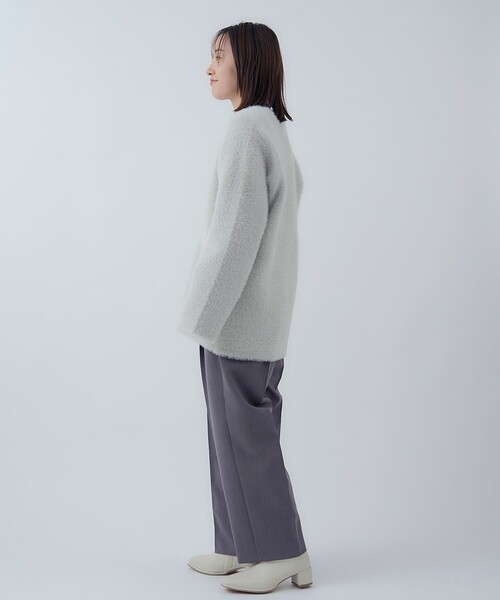 RONEL（ロネル）の「≪昨年大人気≫【RONEL】シャギーVネックプルオーバーニット（ニット/セーター・レディース・ライトグレー/ベージュ・FREE）」の12枚目の写真