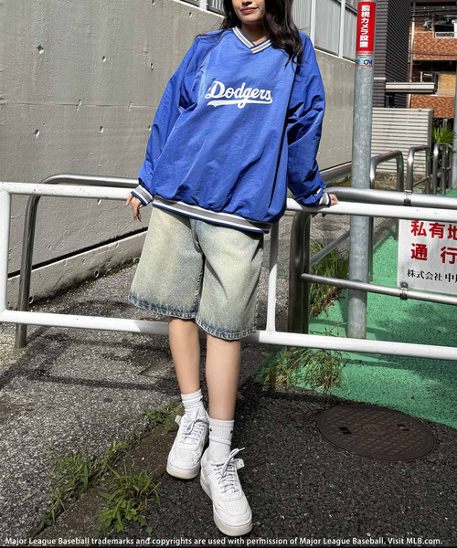 BACK TO THE FIELD(バック トゥー ザ フィールド)の「【MLB】刺しゅうロゴナイロンプルオーバー(その他トップス・レディース・ブルー/ブラック/ネイビー・FREE)」の9枚目の写真