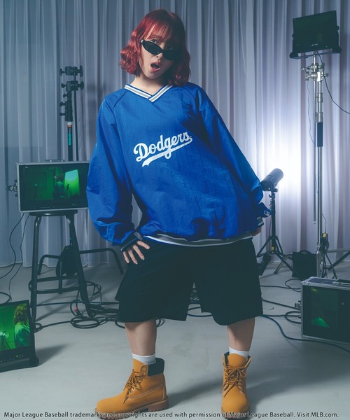 BACK TO THE FIELD(バック トゥー ザ フィールド)の「【MLB】刺しゅうロゴナイロンプルオーバー(その他トップス・レディース・ブルー/ブラック/ネイビー・FREE)」の5枚目の写真