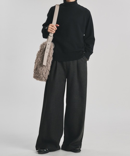 SELLE GLANT（セレグランテ）の「TURTLENECK DESIGN CUFFS KNIT/タートルネックデザインカフスニット（ニット/セーター・メンズ・ブラック/ダークブラウン/アイボリー・MEDIUM/SMALL/LARGE）」の17枚目の写真