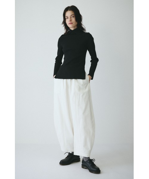 HeRIN.CYE（ヘリンドットサイ）の「Boy friend pants　　ボーイフレンドパンツ（その他パンツ・レディース・ブラック/ベージュ/オフホワイト・FREE）」の2枚目の写真