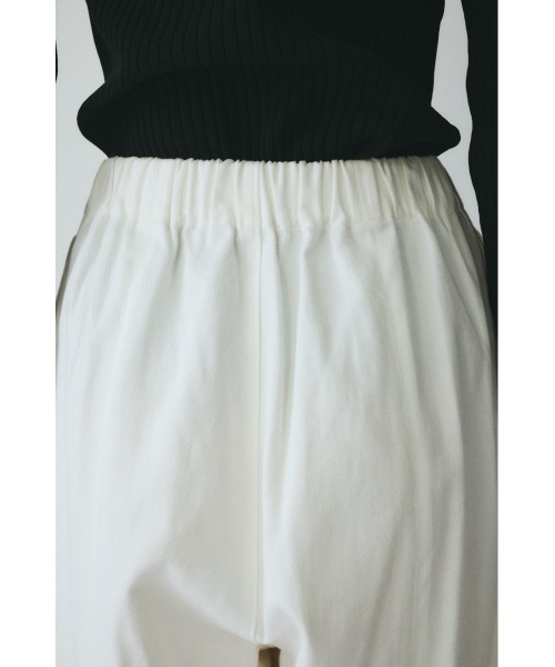 HeRIN.CYE（ヘリンドットサイ）の「Boy friend pants　　ボーイフレンドパンツ（その他パンツ・レディース・ブラック/ベージュ/オフホワイト・FREE）」の7枚目の写真