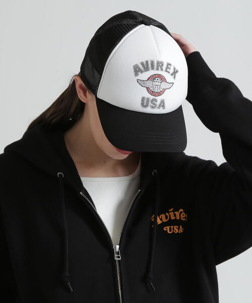AVIREX（アヴィレックス）の「【直営店限定】RHINESTONE VARSITY LOGO MESH CAP（キャップ・レディース・その他2/ホワイト系2・F）」の18枚目の写真