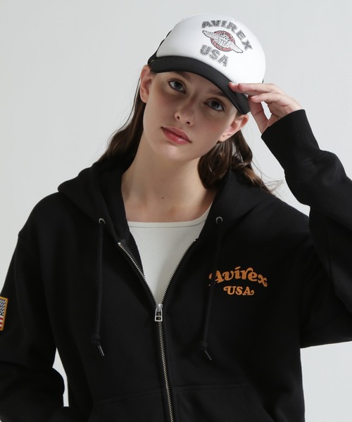 AVIREX（アヴィレックス）の「【直営店限定】RHINESTONE VARSITY LOGO MESH CAP（キャップ・レディース・その他2/ホワイト系2・F）」の4枚目の写真