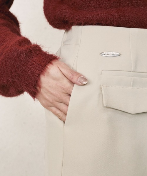 Elishe(エリシェ)の「アシンメトリーミニスカート(スカート・レディース・チャコールグレー/アイボリー/ベージュ・0/1)」の17枚目の写真