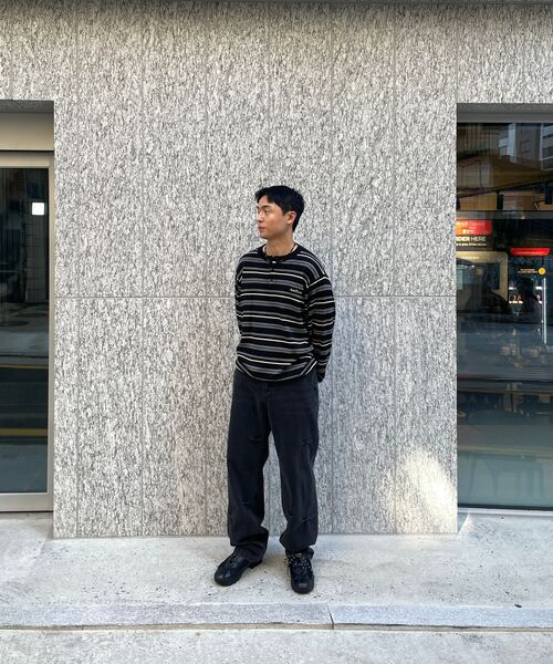 WMC(ダブリューエムシー)の「マルチストライプヘンリーネックニット_BLACK(ニット/セーター・レディース・ブラック・MEDIUM/LARGE/X-LARGE/SMALL)」の21枚目の写真