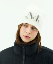 .KOM（ドットコム）の「A'GEM/9 × .kom 『MUCENT/ムーセント』MUCENT SIGNATURE BEANIE/シグニチャービーニー（ニットキャップ/ビーニー）」