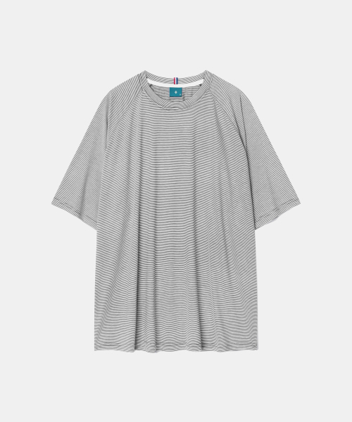 Diamond Layla(ダイアモンドレイラ)の「ストライプ エア コンフォート 半袖Tシャツ T68 ブラック(Tシャツ/カットソー・レディース・その他・MEDIUM/LARGE/X-LARGE)」の1枚目の写真