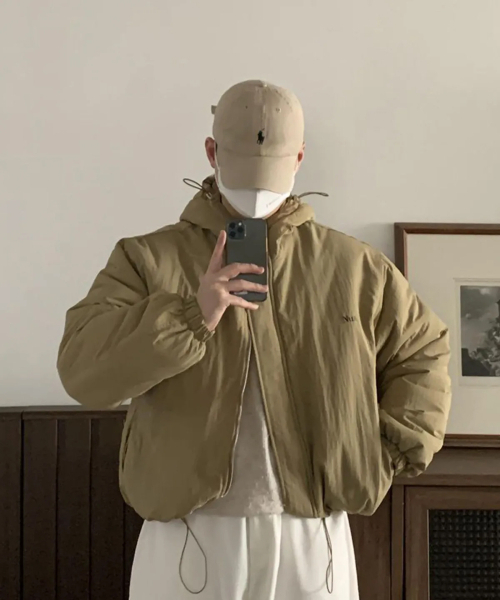 NUS(ナス)の「YEI Logo Hood Padding Jacket (beige)(ダウンジャケット/コート・メンズ・その他・FREE)」の1枚目の写真