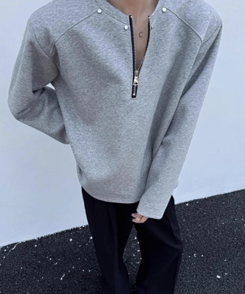 lilful(リルフル)の「【26年春夏新作】スタッズハーフ薄手スウェットジッププルオーバー(Tシャツ/カットソー・メンズ・ブラック/グレー・M/L)」の5枚目の写真