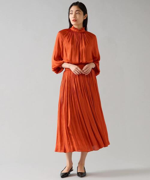 Tiara（ティアラ）の「【定番】2wayフリルネックギャザーブラウス（シャツ/ブラウス・レディース・アイボリー/サックスブルー/オレンジ・FREE）」の10枚目の写真