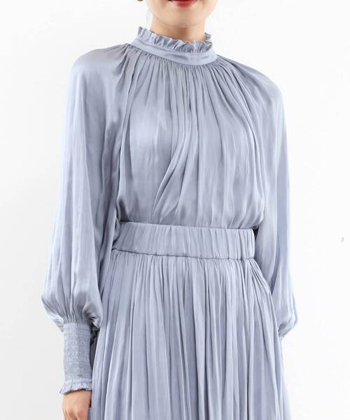 Tiara（ティアラ）の「【定番】2wayフリルネックギャザーブラウス（シャツ/ブラウス・レディース・アイボリー/サックスブルー/オレンジ・FREE）」の21枚目の写真