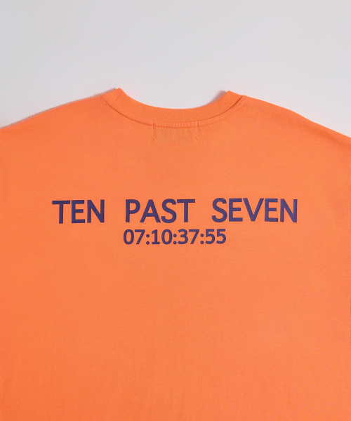 TEN PAST SEVEN（テン ファスト セブン）の「オーバーサイズTシャツ - オレンジ（Tシャツ/カットソー・メンズ・その他・SMALL/MEDIUM/LARGE）」の6枚目の写真