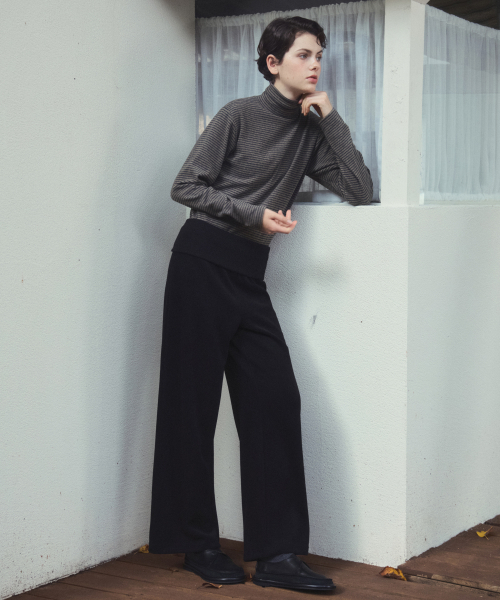 WEDNESDAYOASISFORWOMEN（ウェンズデー オアシス フォー ウーマン）の「イージーフラップワイドスウェットパンツ_BLACK(W25-PT35)（スウェットパンツ・レディース・ブラック・SMALL/MEDIUM）」の3枚目の写真