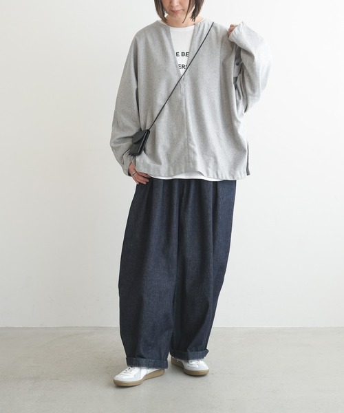 solamonat poche（ソラモナポッシェ）の「ウールVネックプルオーバー（Tシャツ/カットソー・レディース・チャコール/ブラック/トップグレー/アイボリー・2）」の8枚目の写真