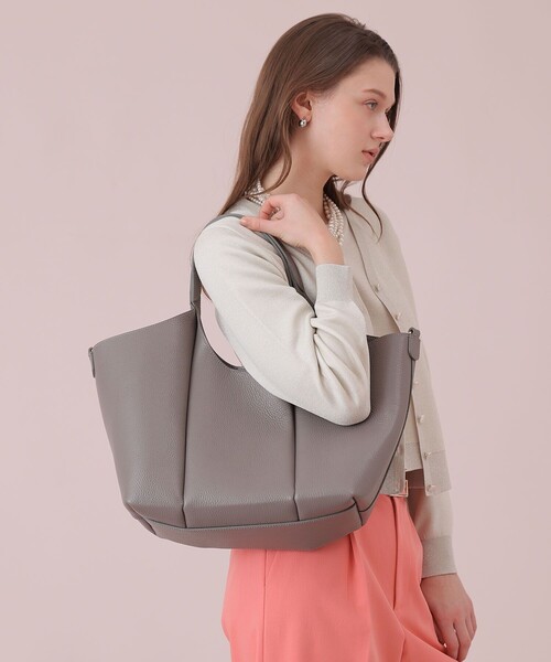 ANAYI(アナイ)の「◇ショルダートートバッグ(トートバッグ・レディース・チャコールグレー/ピンクベージュ/ブラック・FREE)」の2枚目の写真