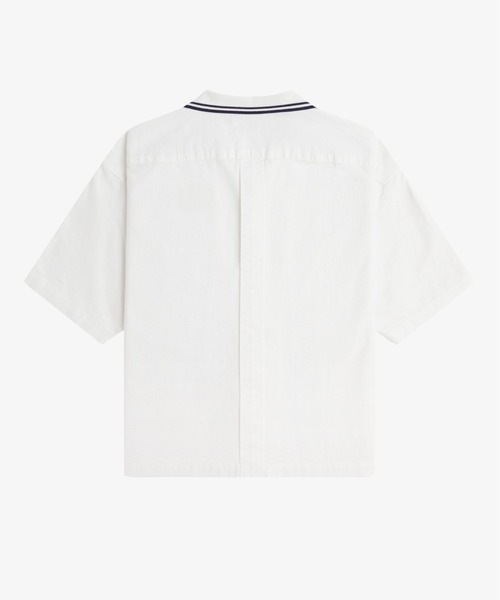 FRED PERRY（フレッドペリー）の「Tipped Placket Detail Shirt／ティップラインプラケットシャツ（シャツ/ブラウス・レディース・ホワイト/ネイビー・10）」の13枚目の写真